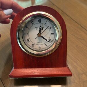 Desk clock